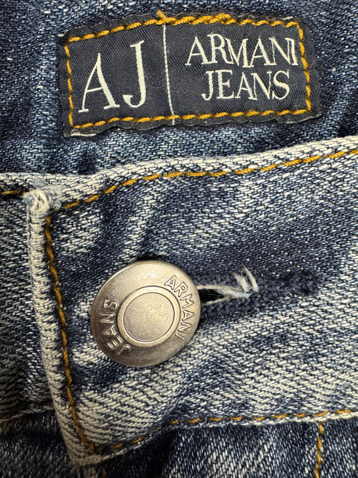 vintage Armani jeans {S}