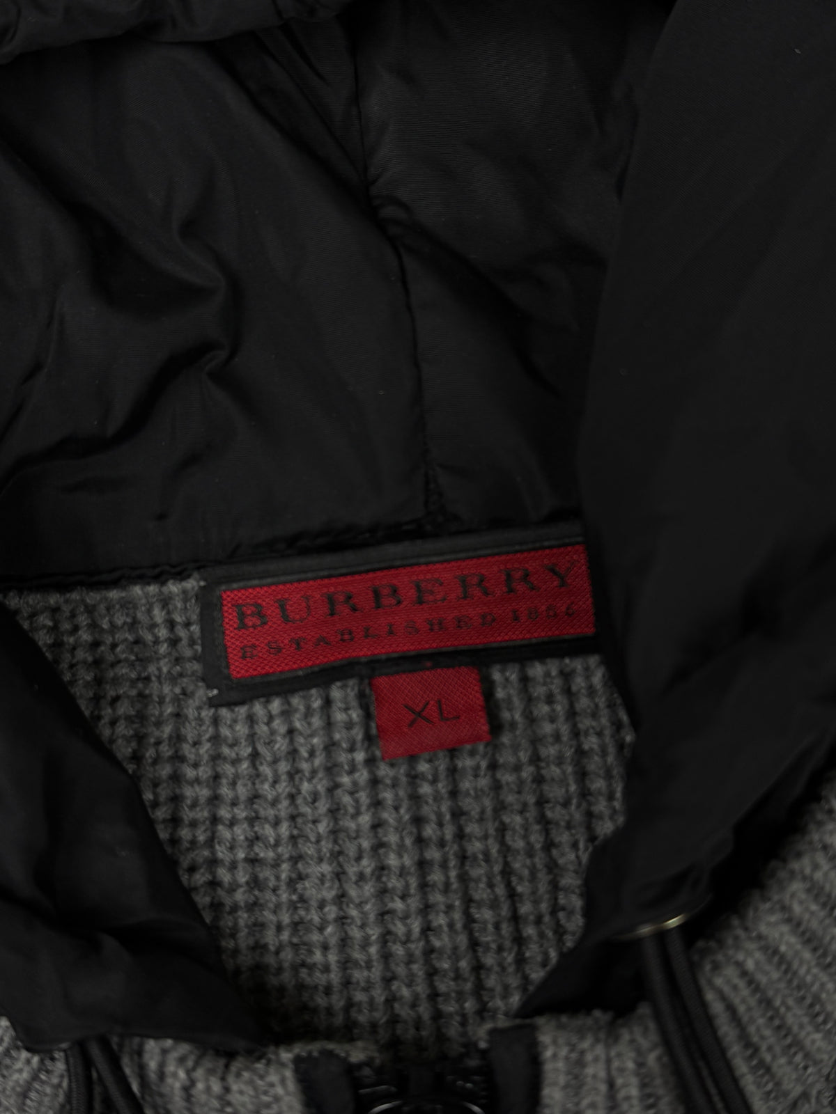 vintage Burberry Sport sweatjacket {XL}