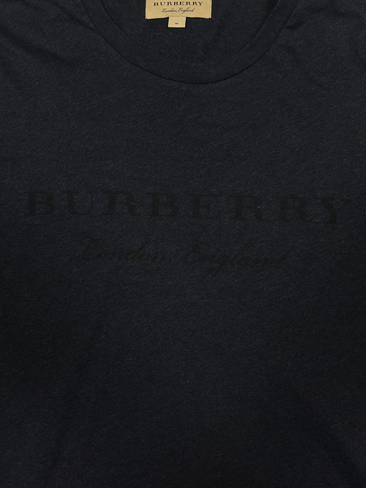 vintage Burberry t-shirt {M}