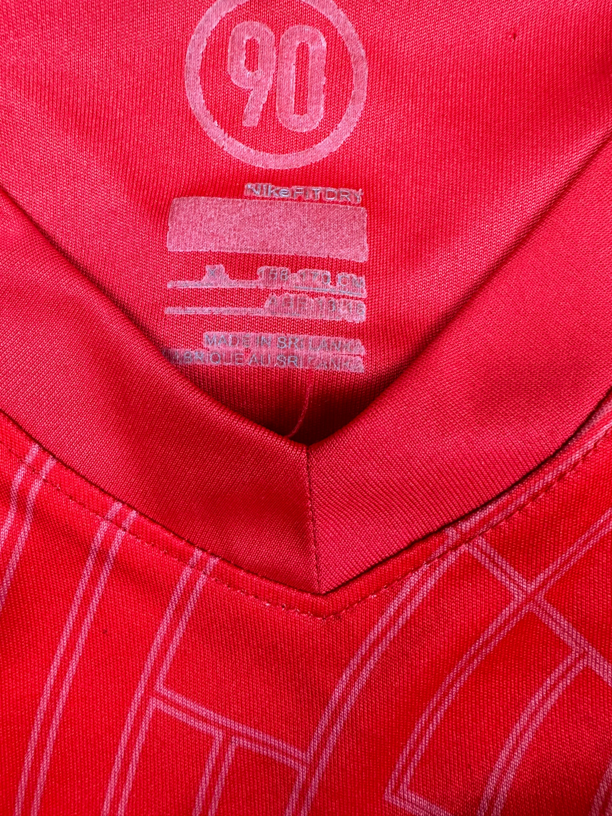 vintage Nike Total90 jersey {S}
