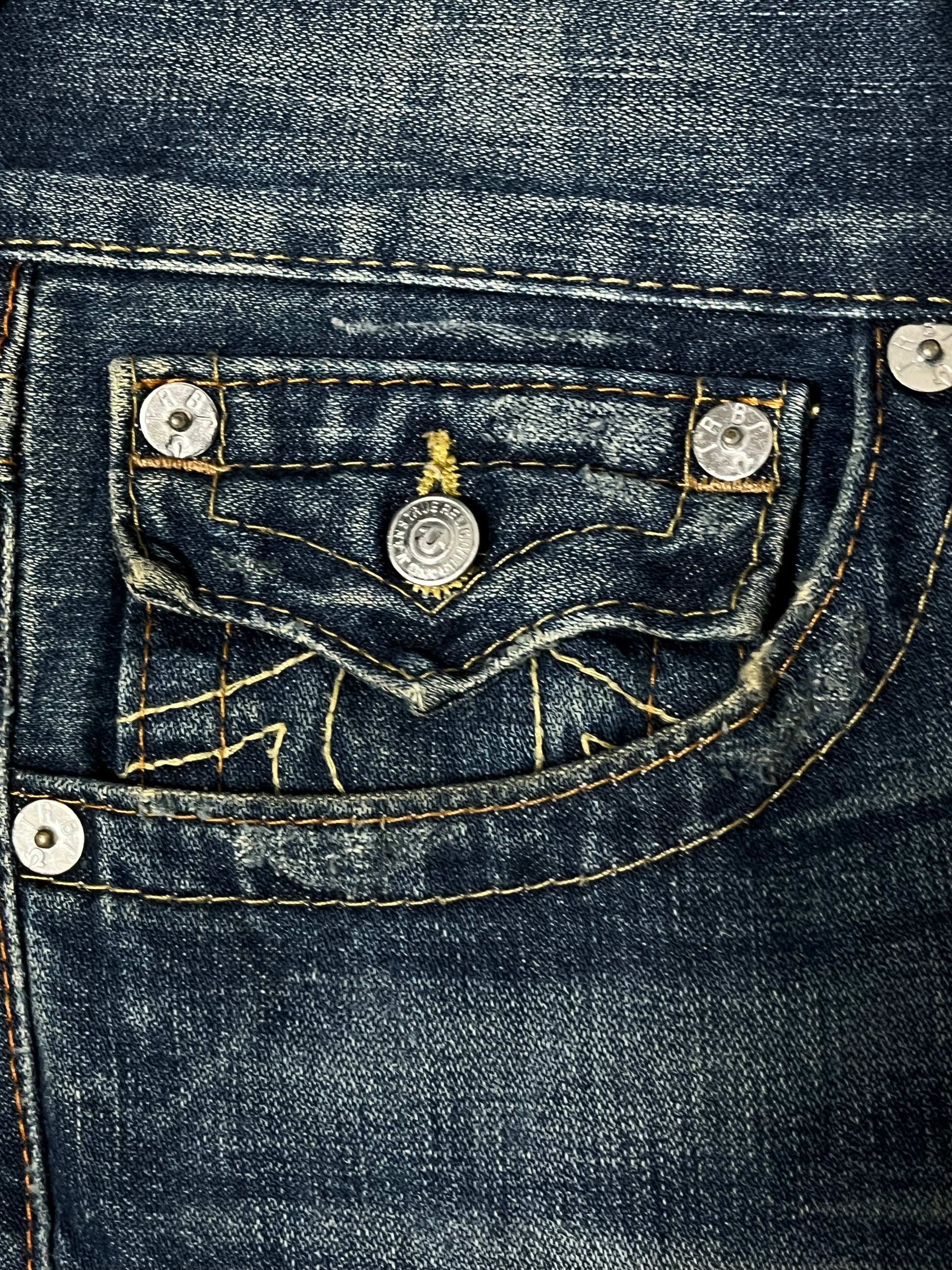 vintage True Religion jeans {M-L}