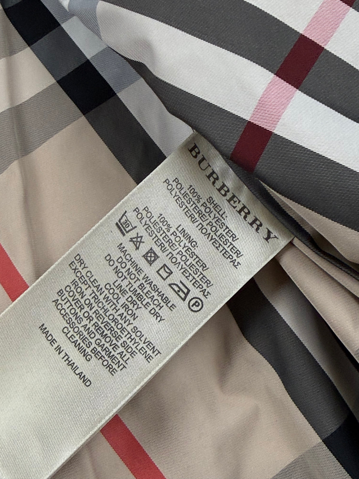vintage Burberry harringtonjacket {XXL}