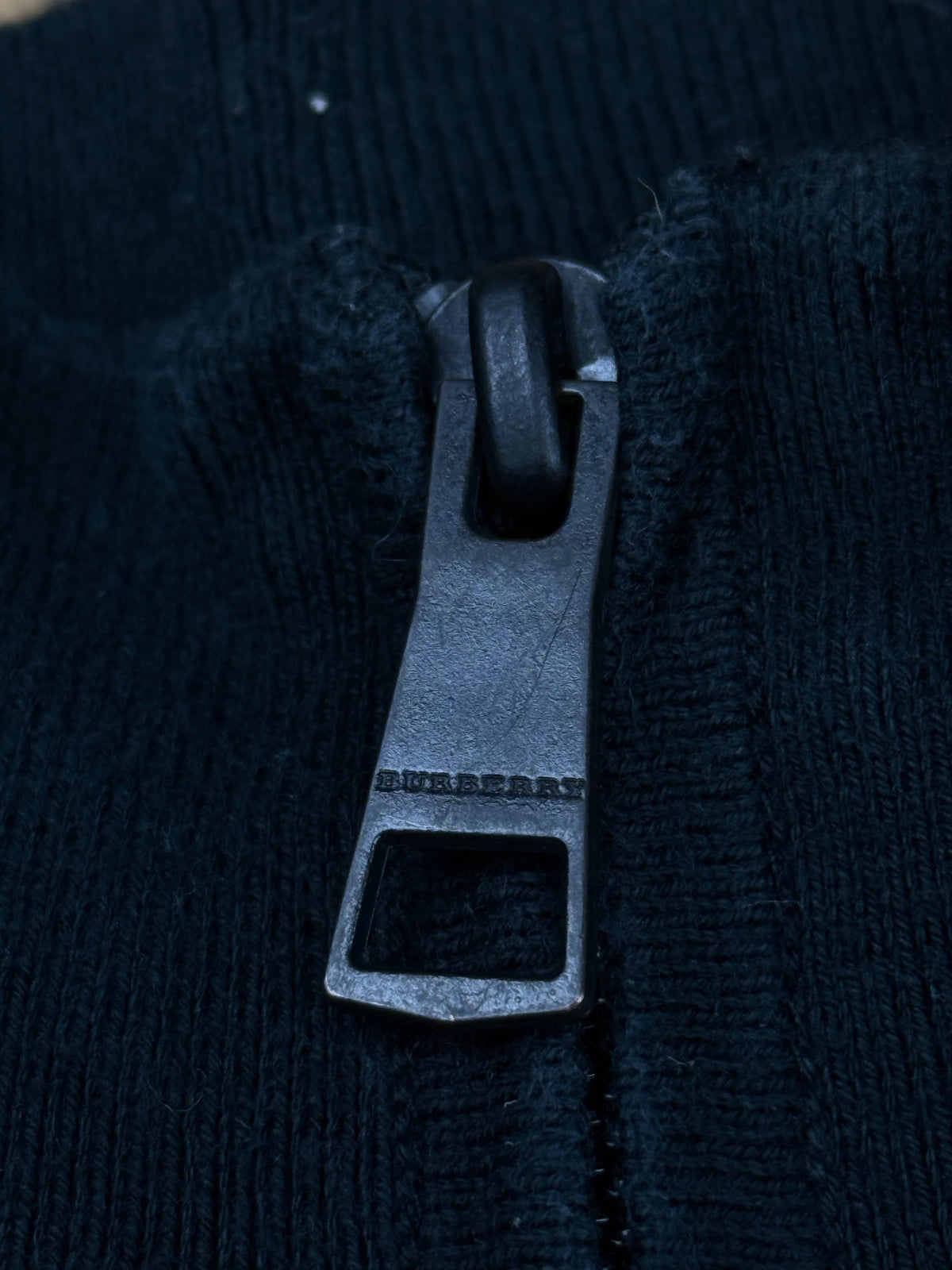 vintage Burberry quarterzip {M}