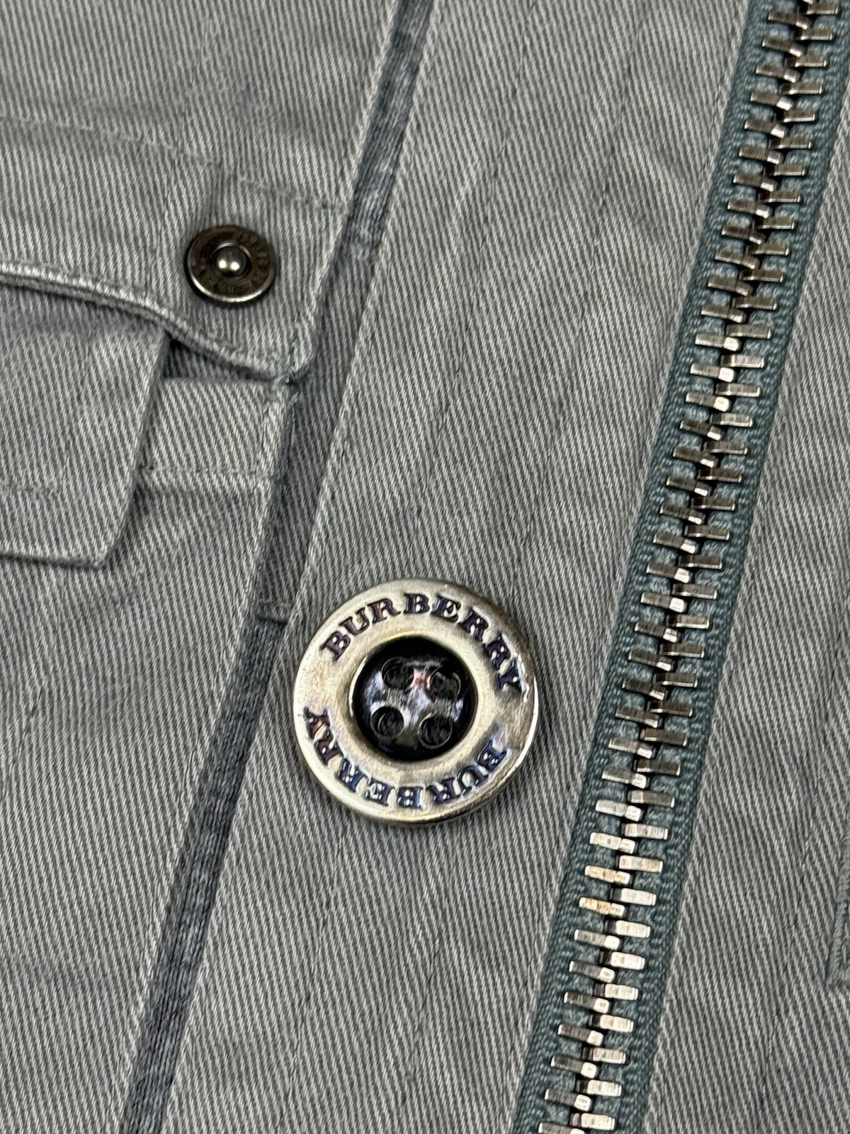 vintage Burberry sweatjacket {L}