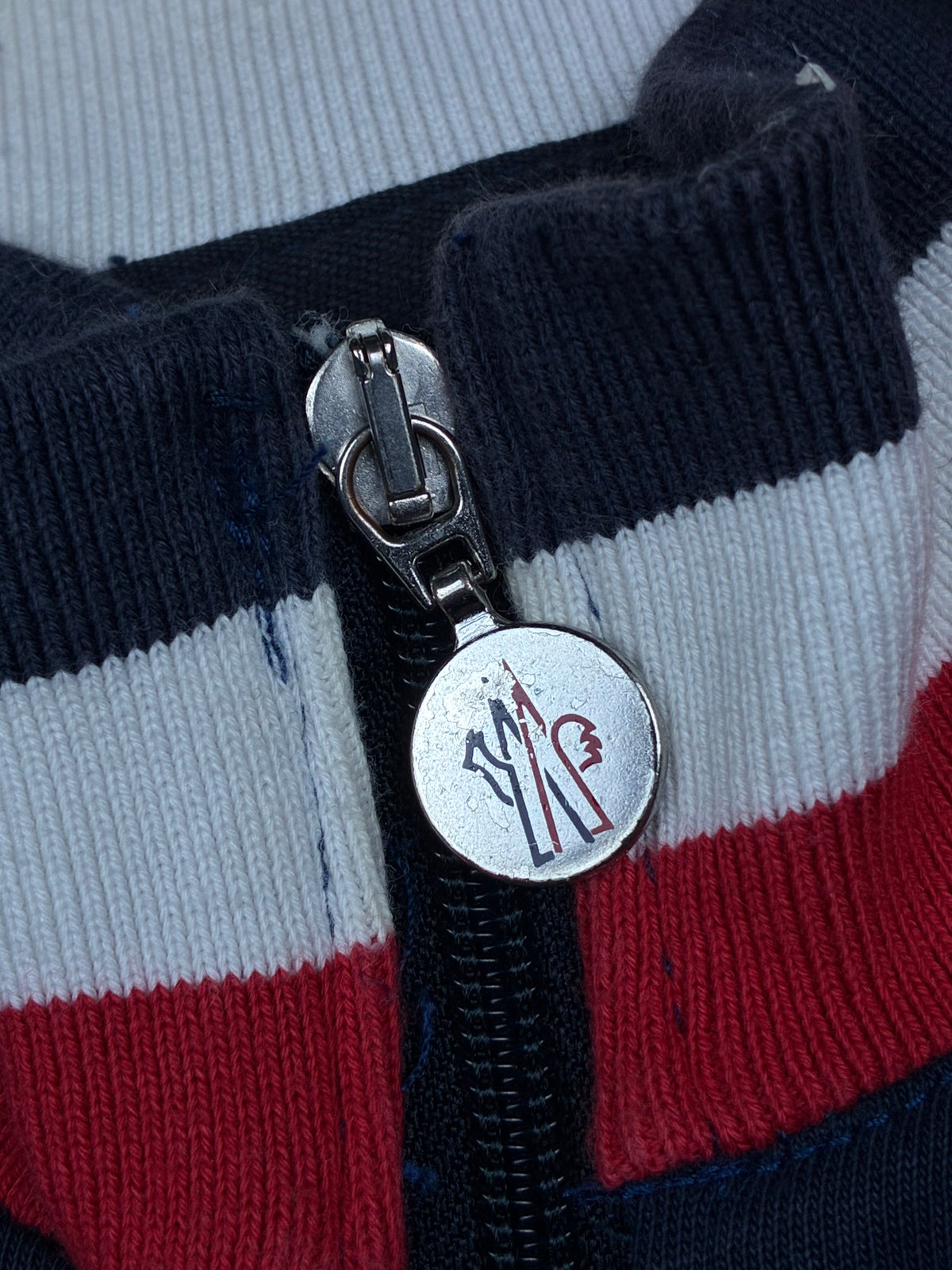 vintage Moncler sweatjacket {XL}