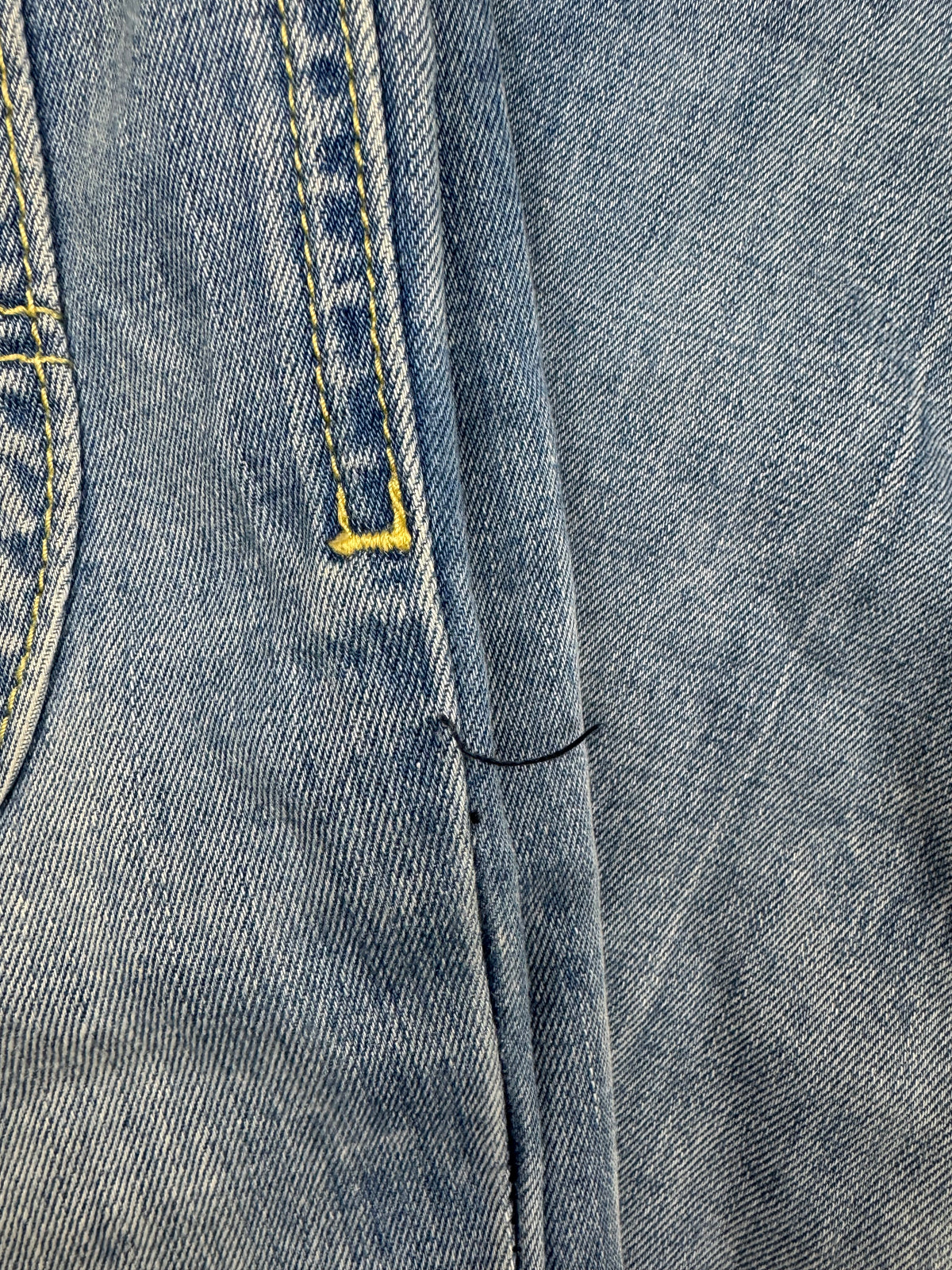 vintage Armani jeans {M}