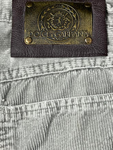 Load image into Gallery viewer, vintage Dolce &amp; Gabbana cordpants {M}
