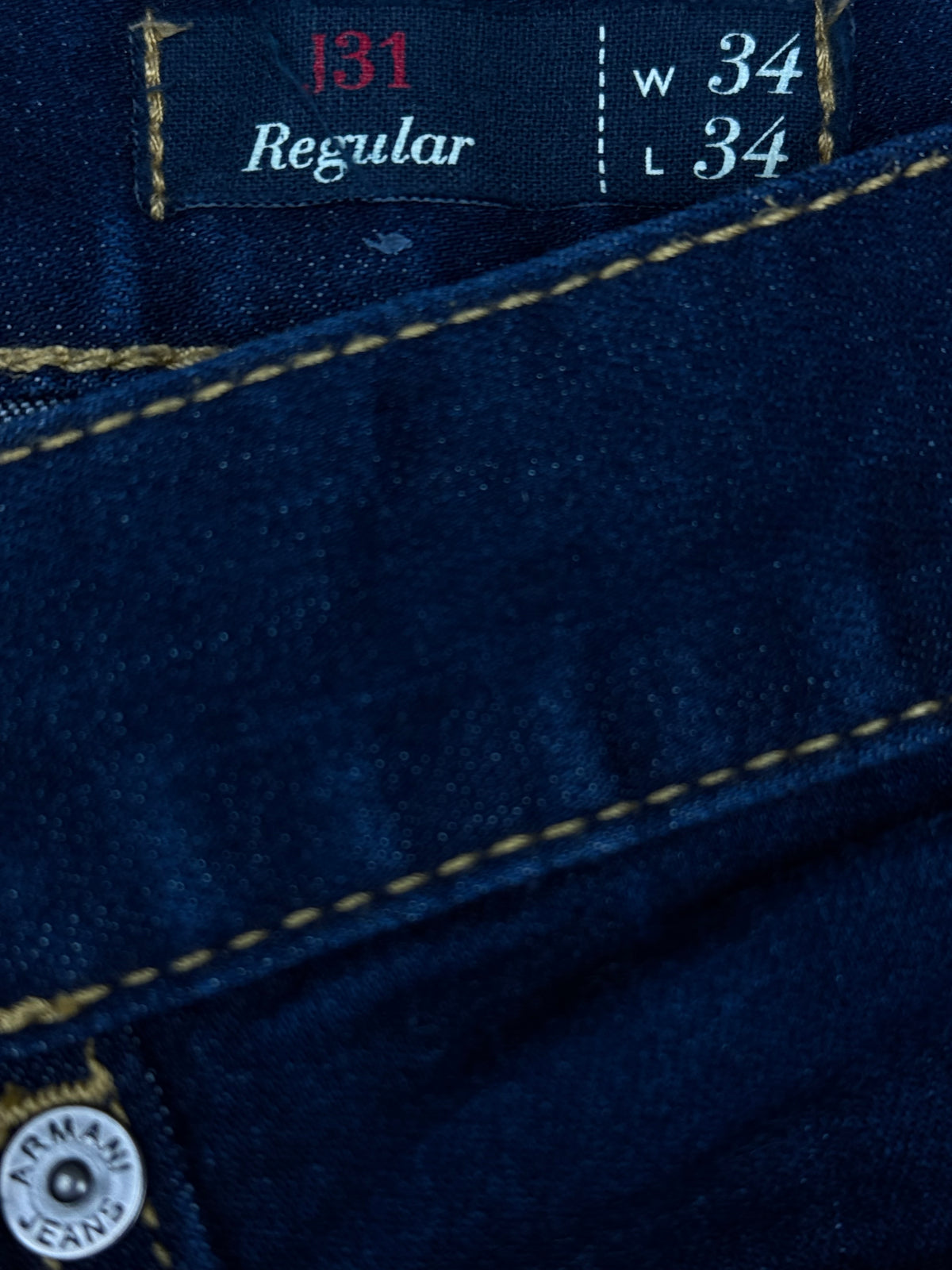 vintage Armani jeans {M}