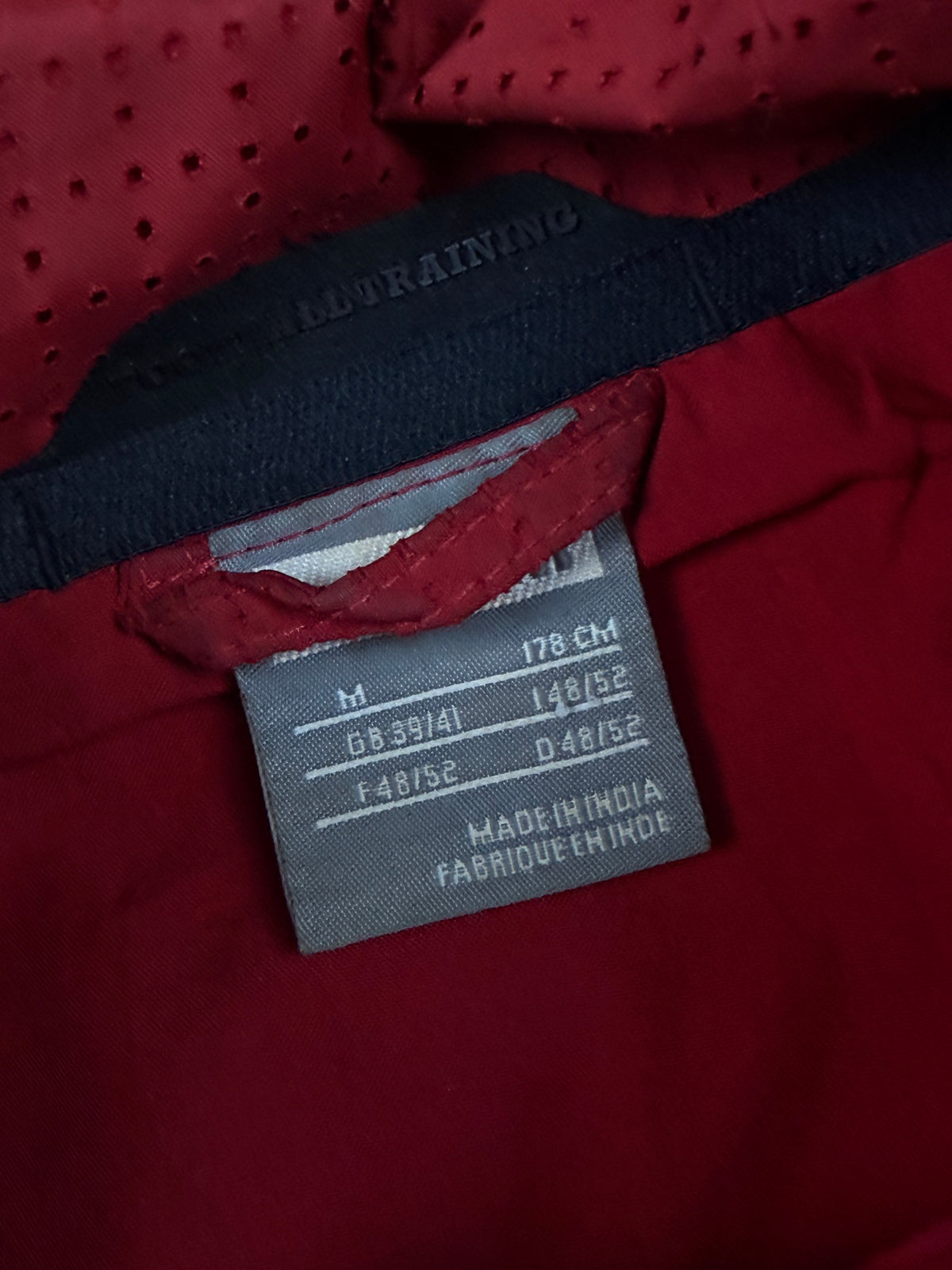 vintage Nike Manchester United windbreaker {M}