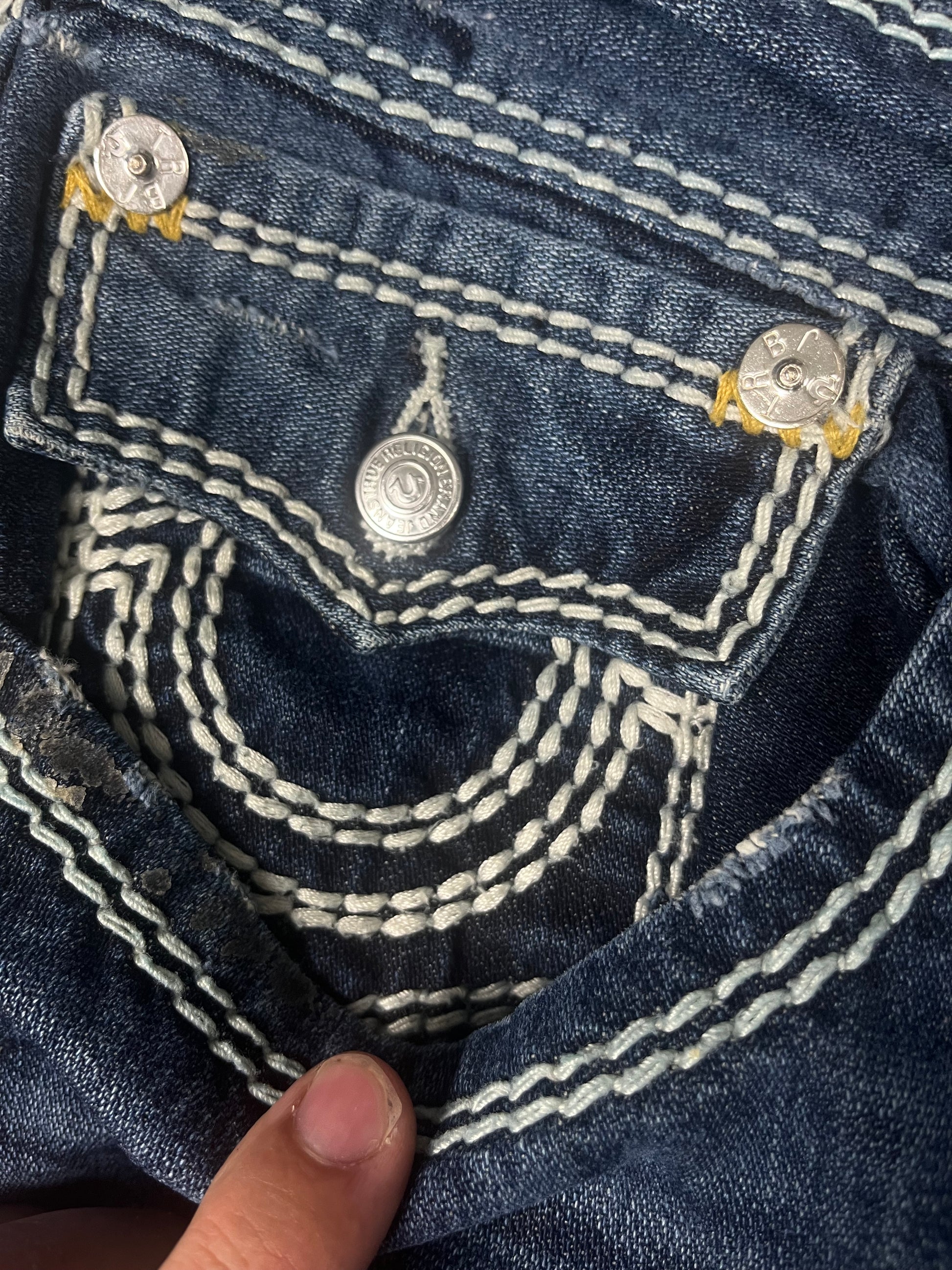 vintage True Religion jeans {XL}