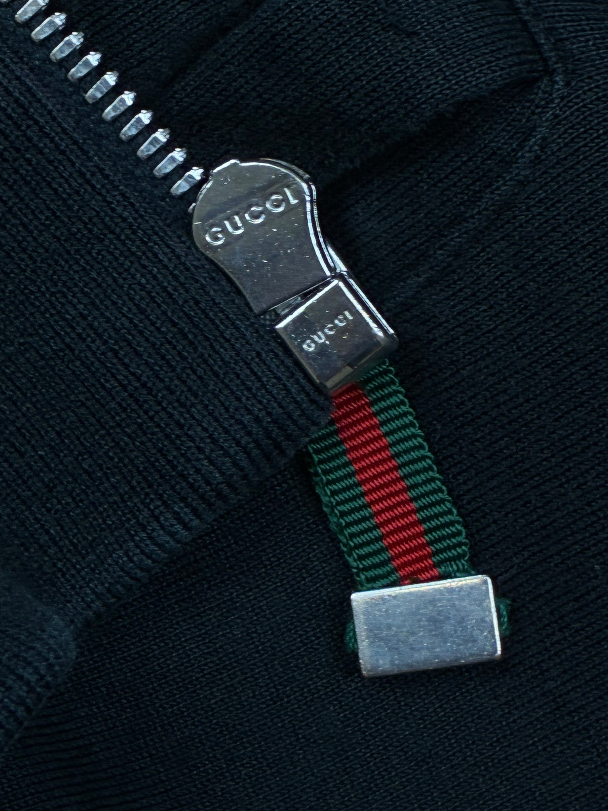 vintage Gucci sweatjacket {M}