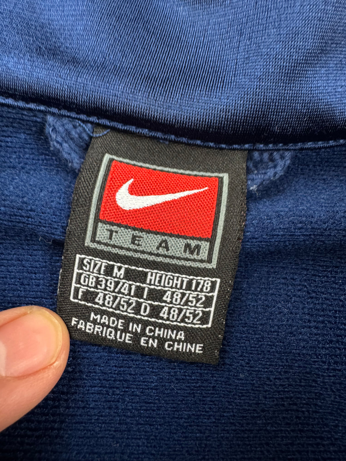 vintage Nike trackjacket {M}