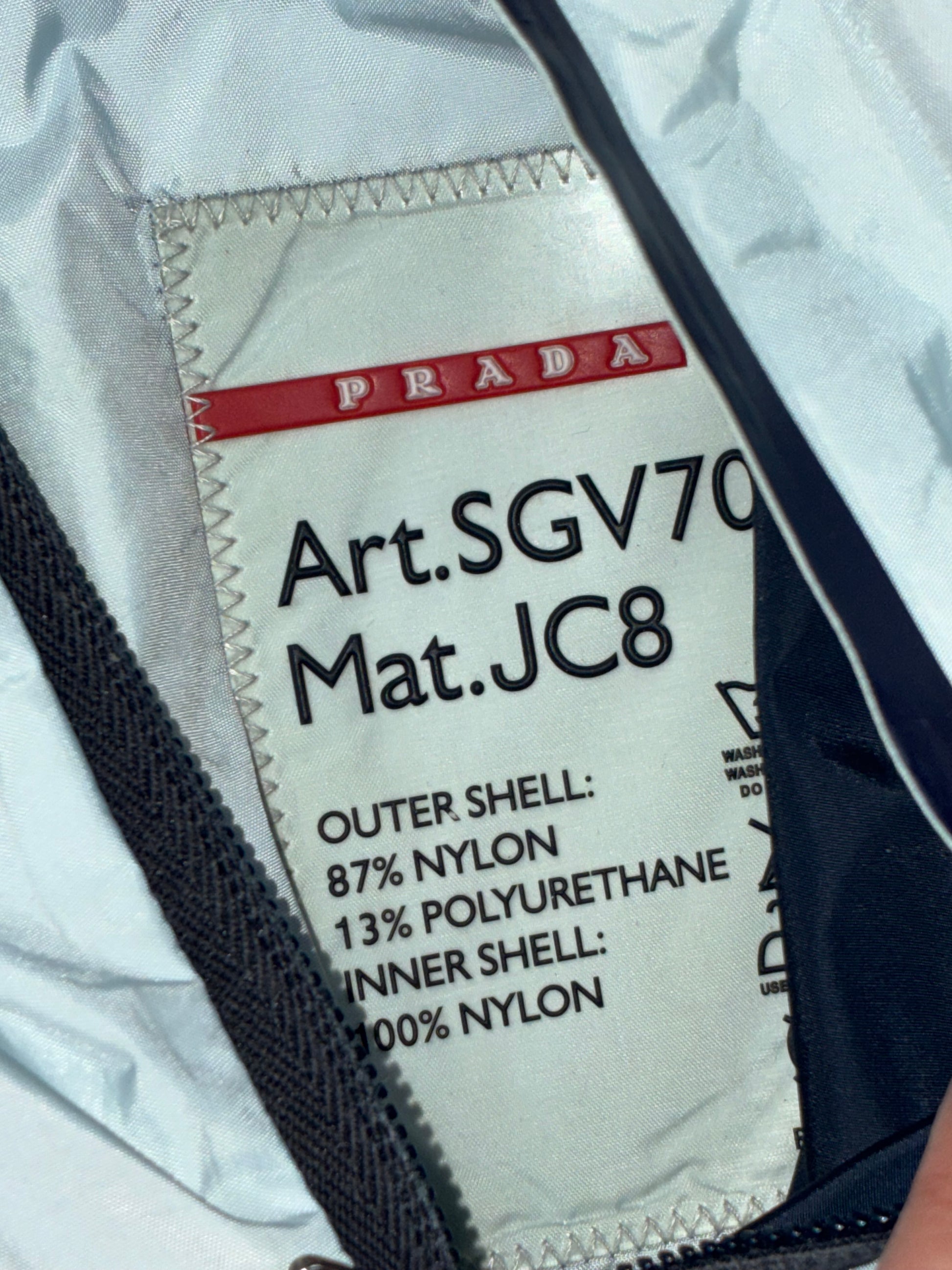 vintage reversible Prada windbreaker {M}