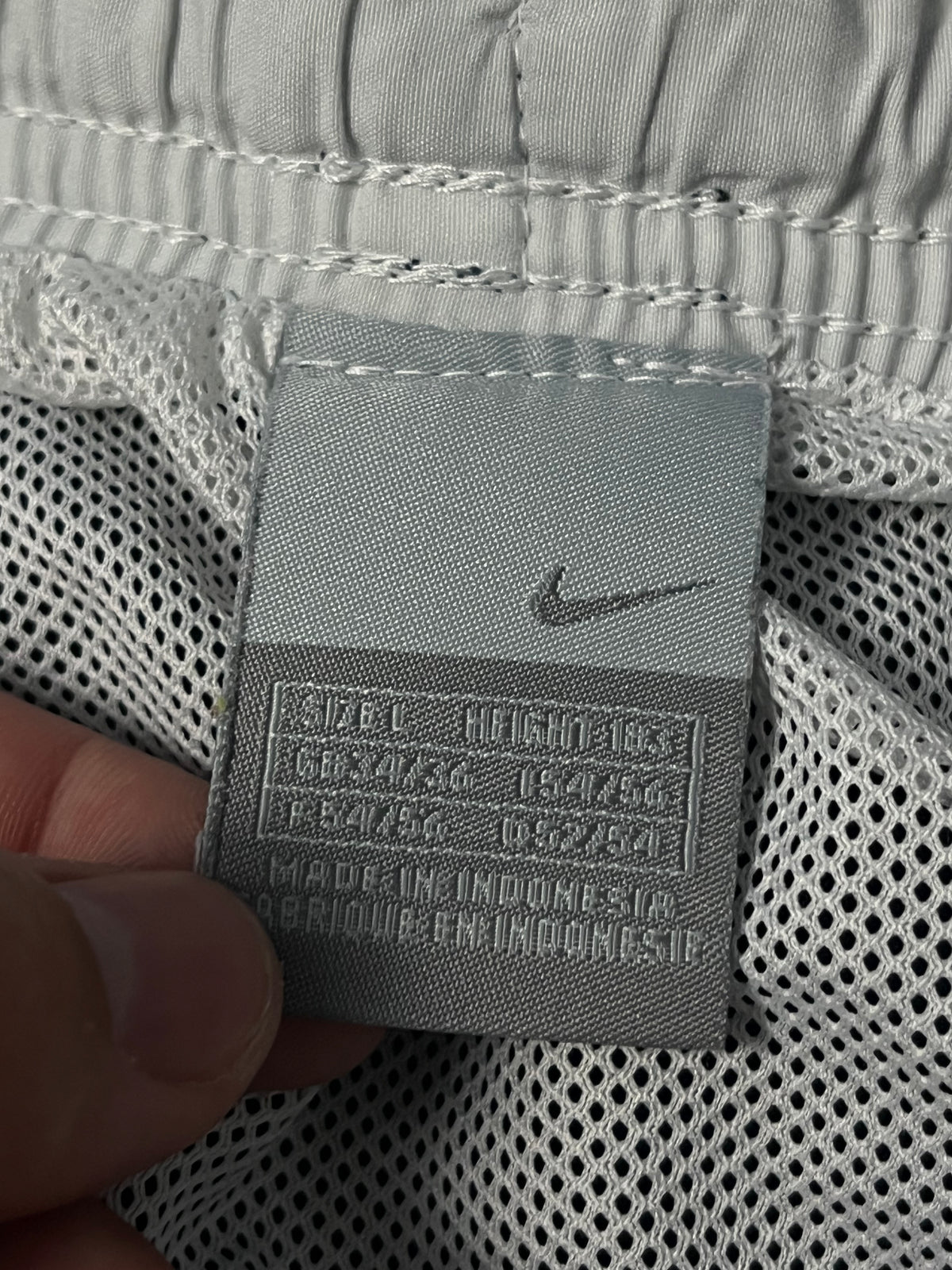 vintage Nike shorts {L}