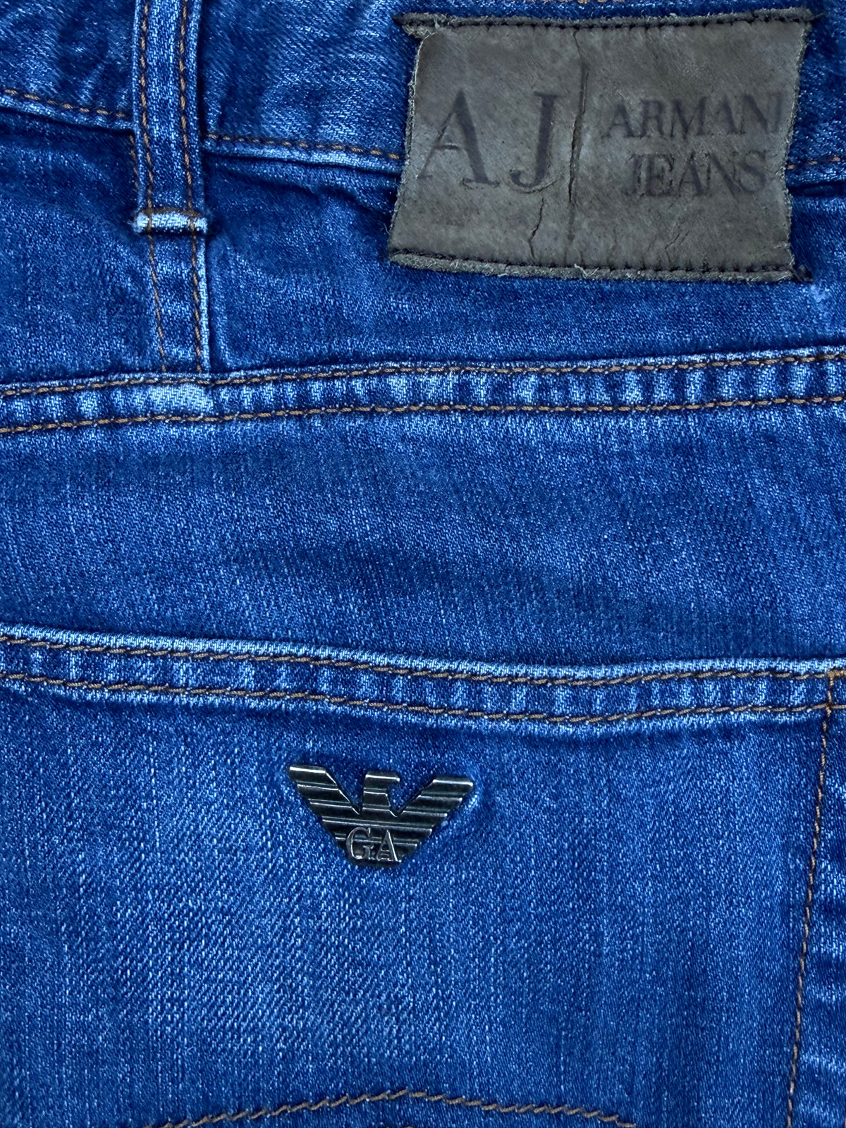 vintage Armani jeans {L}