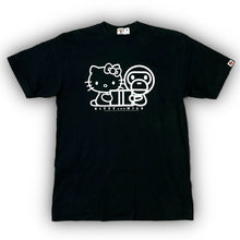 Charger l&#39;image dans la galerie, vintage BAPE a bathing ape X hallow kitty t-shirt {M}
