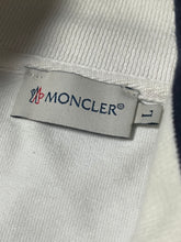 Carregar imagem no visualizador da galeria, vintage Moncler sweatjacket {L}
