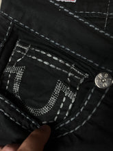 Carica l&#39;immagine nel visualizzatore di Gallery, vintage True Religion jeans {M}
