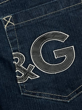 Cargar imagen en el visor de la galería, vintage Dolce &amp; Gabbana jeans {M}
