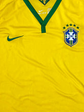 Charger l&#39;image dans la galerie, vintage Nike BRASIL 2014 home jersey {XS}
