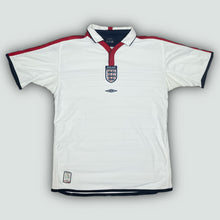 Φόρτωση εικόνας στο εργαλείο προβολής Συλλογής, vintage Umbro England 2004 home jersey {M}
