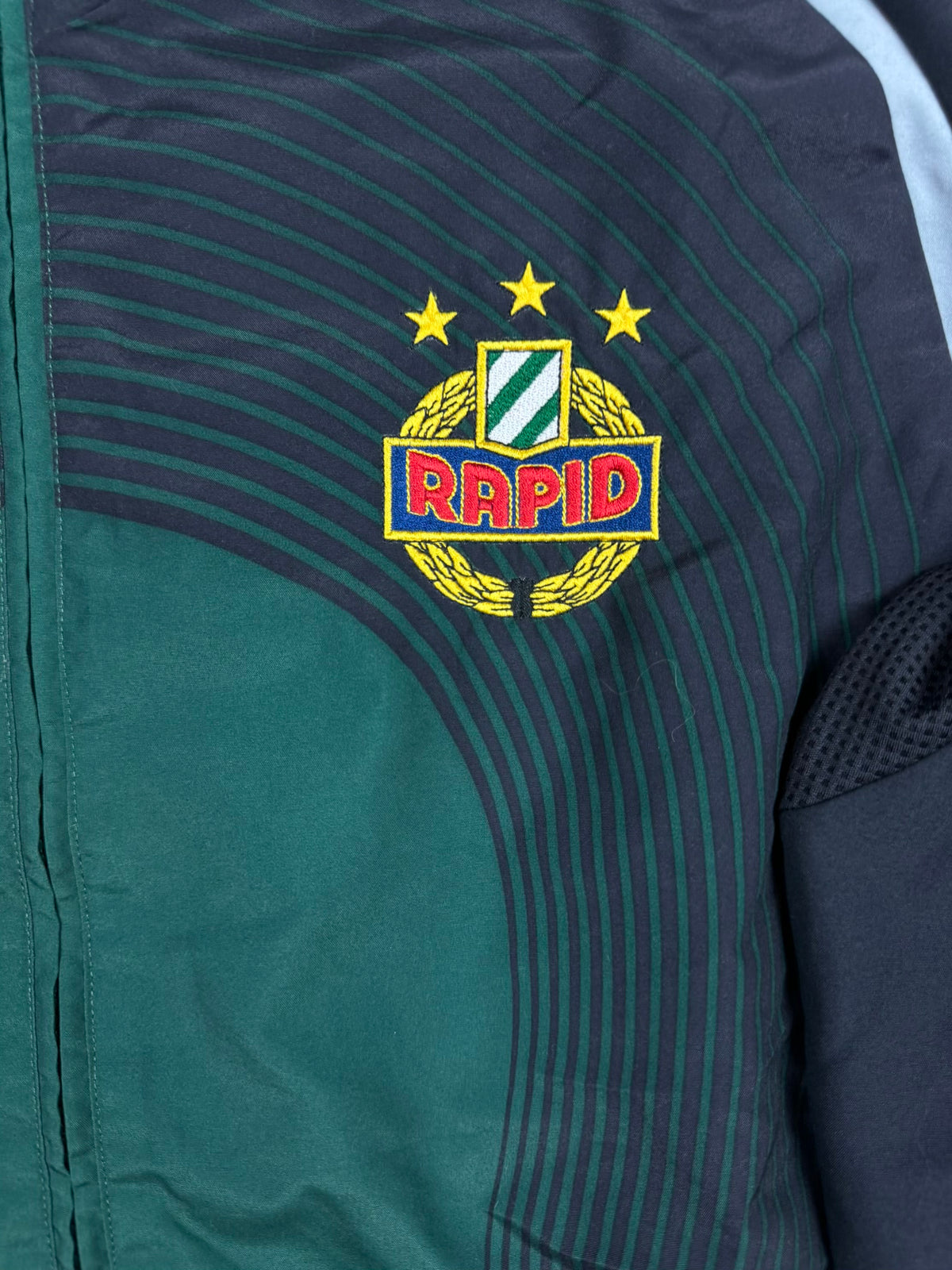 vintage Adidas Rapid Wien trackjacket {L}