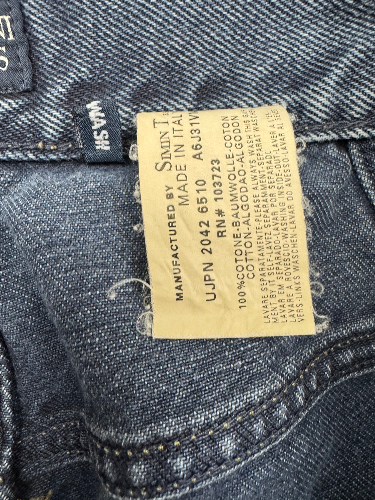 vintage Armani jeans {M}