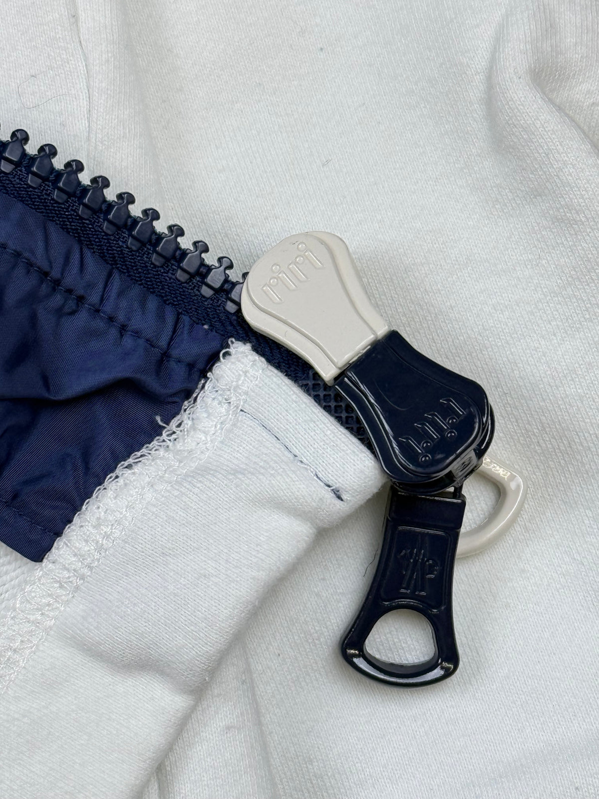 vintage Moncler sweatjacket {XL}