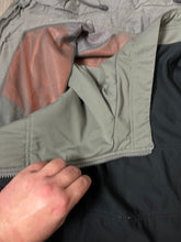 Cargar imagen en el visor de la galería, vintage Nike ACG winterjacket 2in1 winterjacket + softshelljacket {L}
