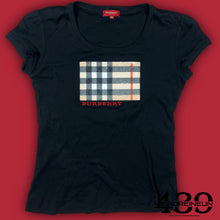 Lade das Bild in den Galerie-Viewer, vintage Burberry top {S}
