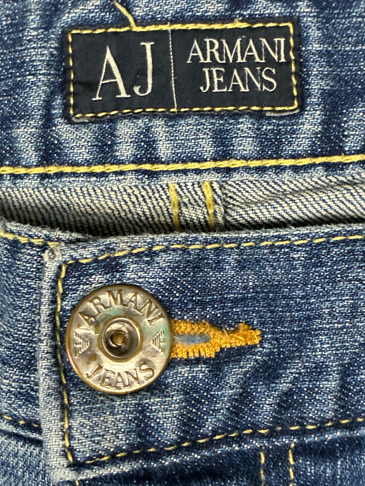 vintage Armani jeans {L}