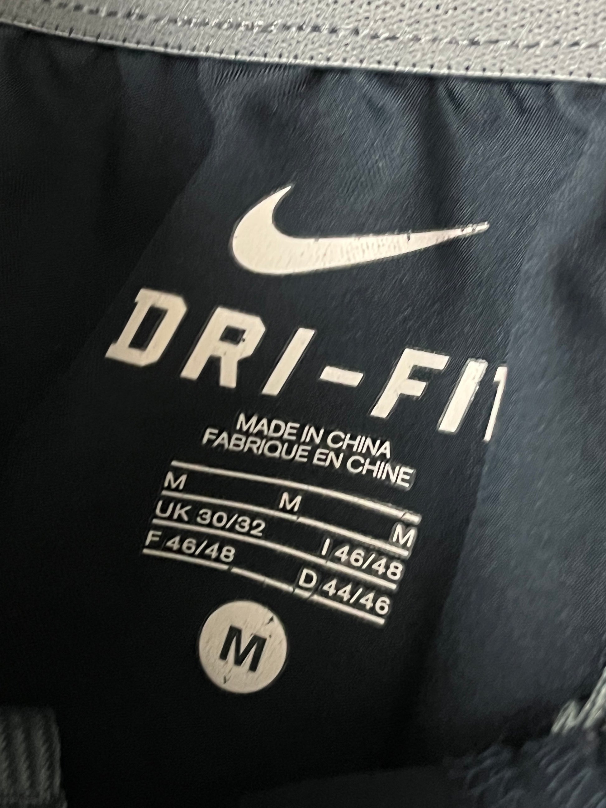 vintage Nike trackpants {M}