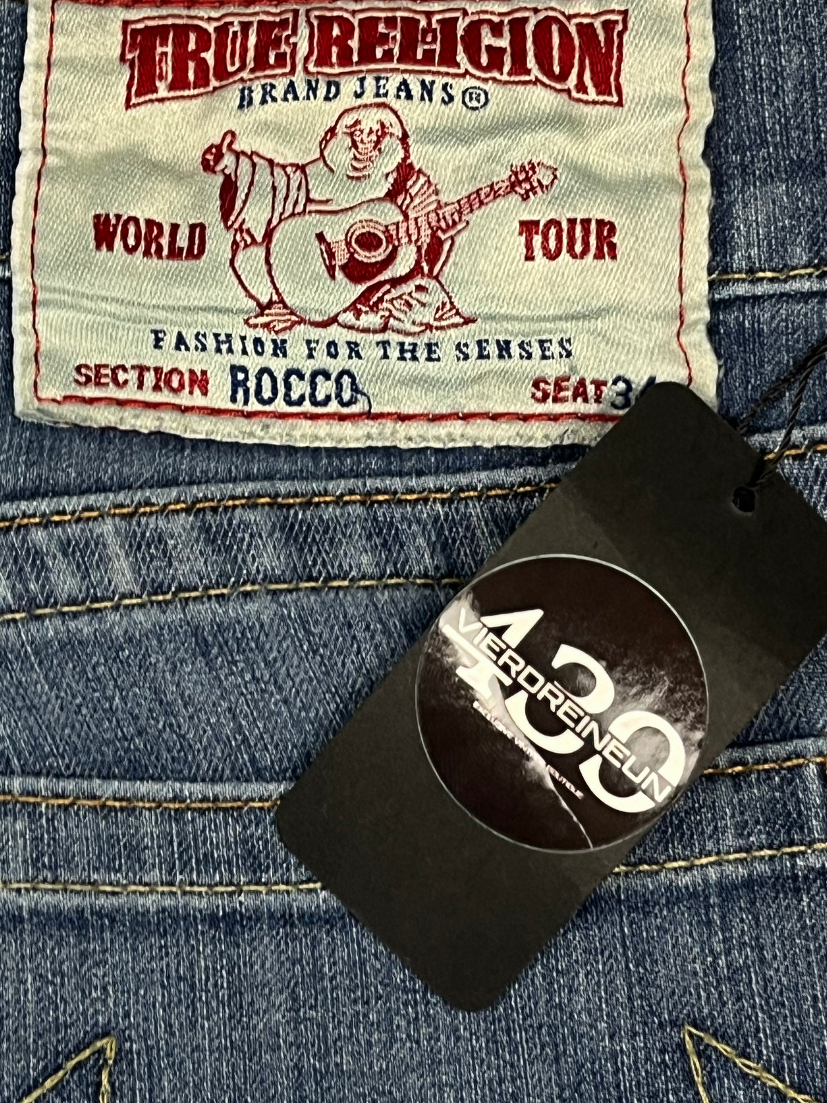 vintage True Religion jeans {M}