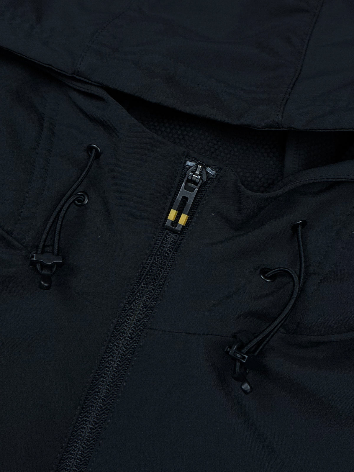 black Adidas Juventus Turin windbreaker {XXL}