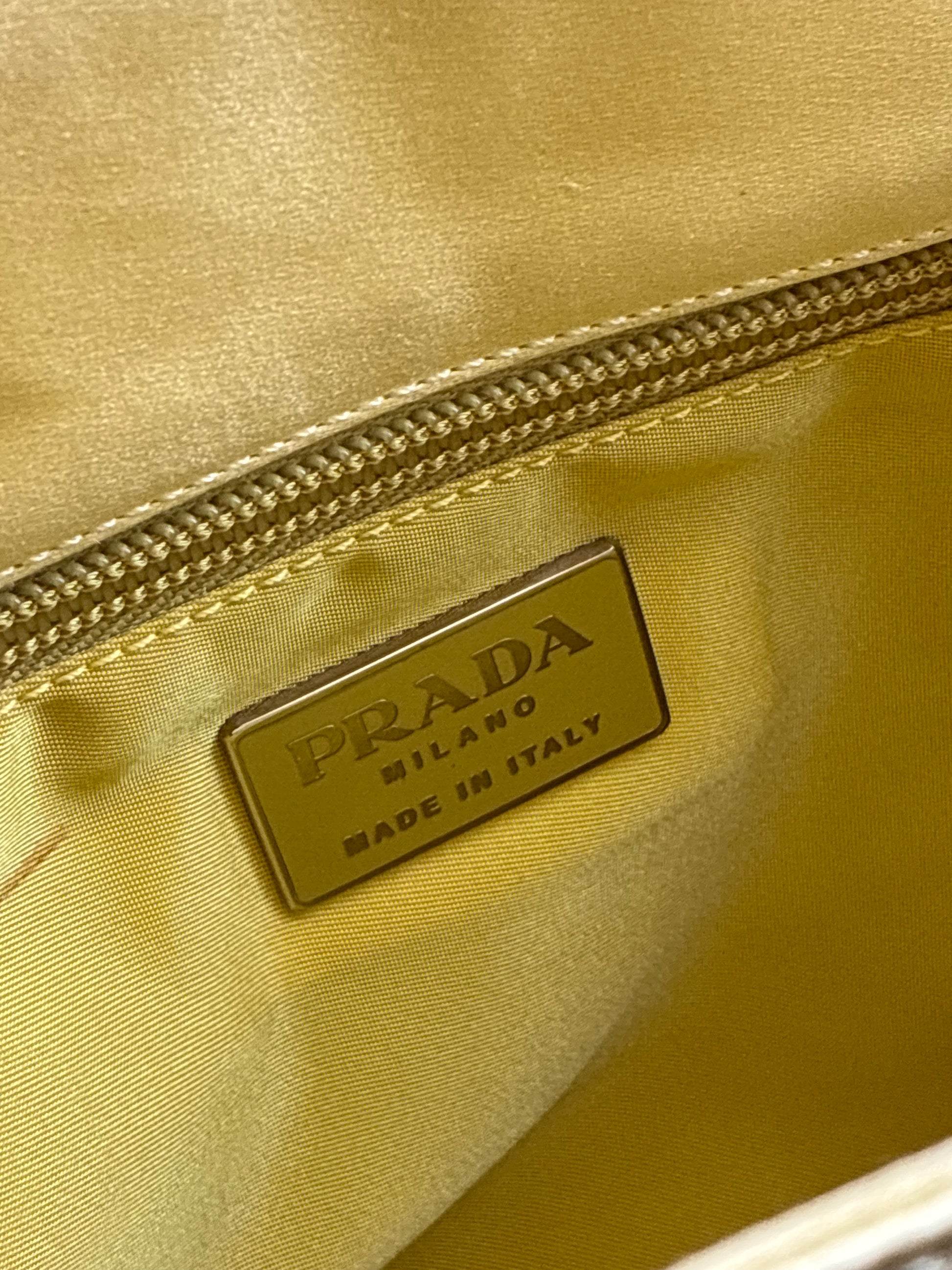 vintage Prada shoulderbag