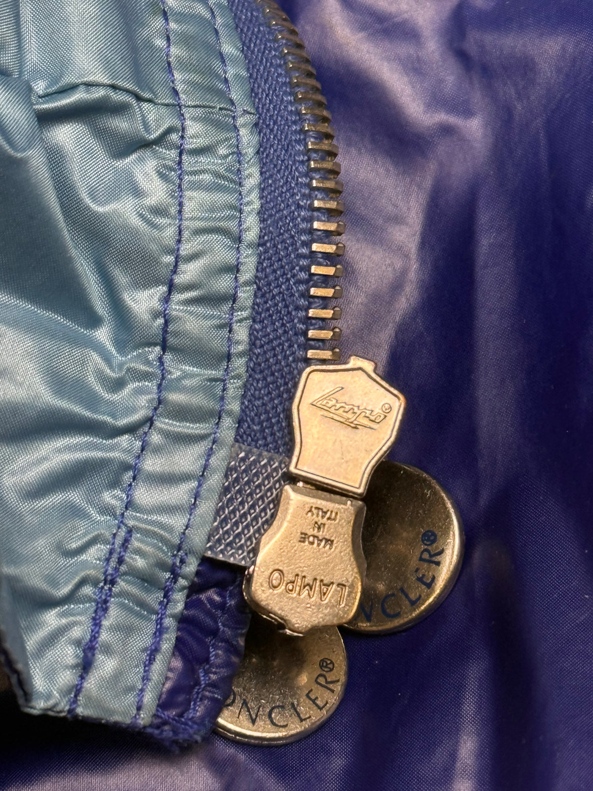 vintage Moncler windbreaker {M}