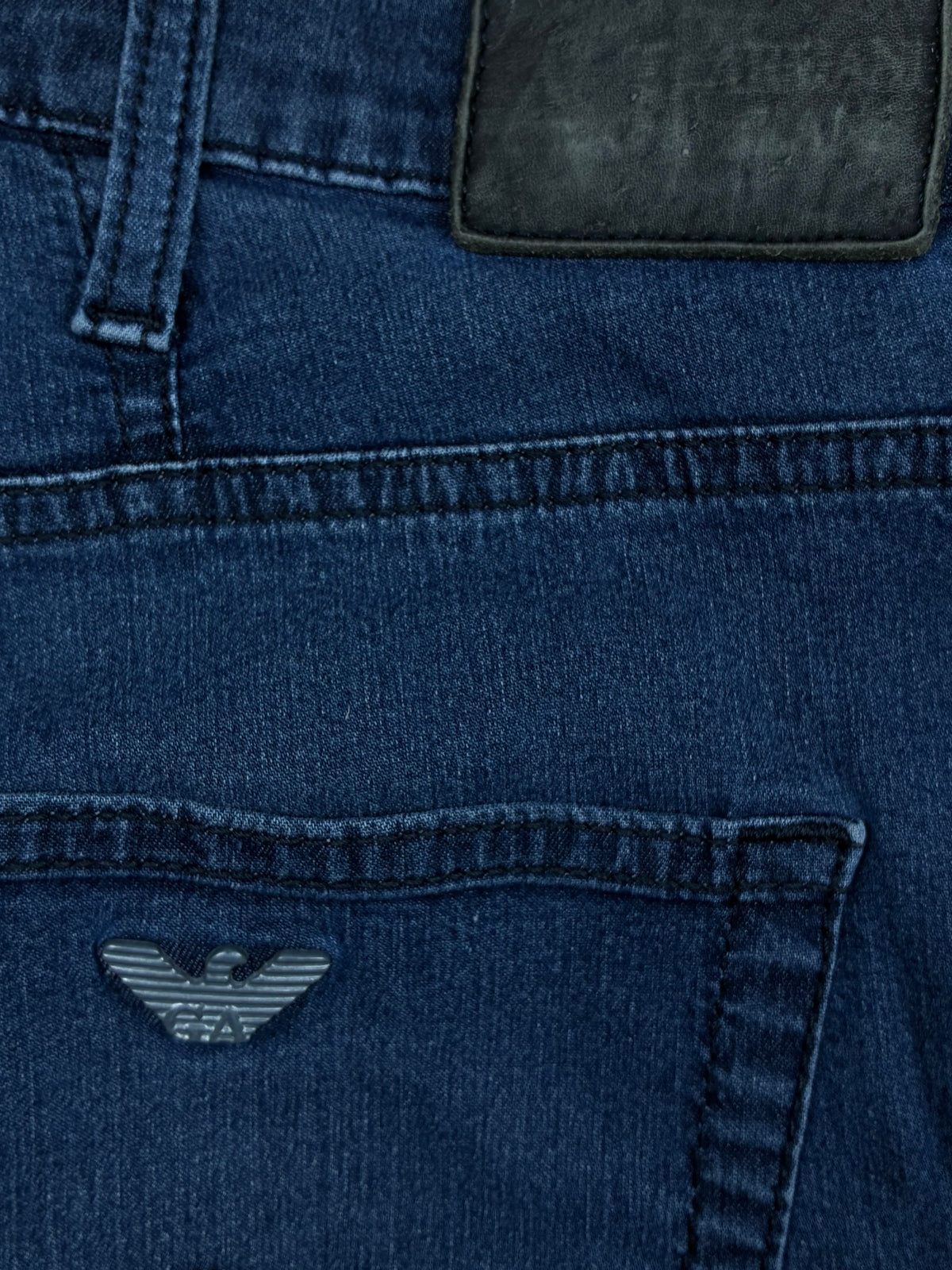 vintage Armani jeans {L}