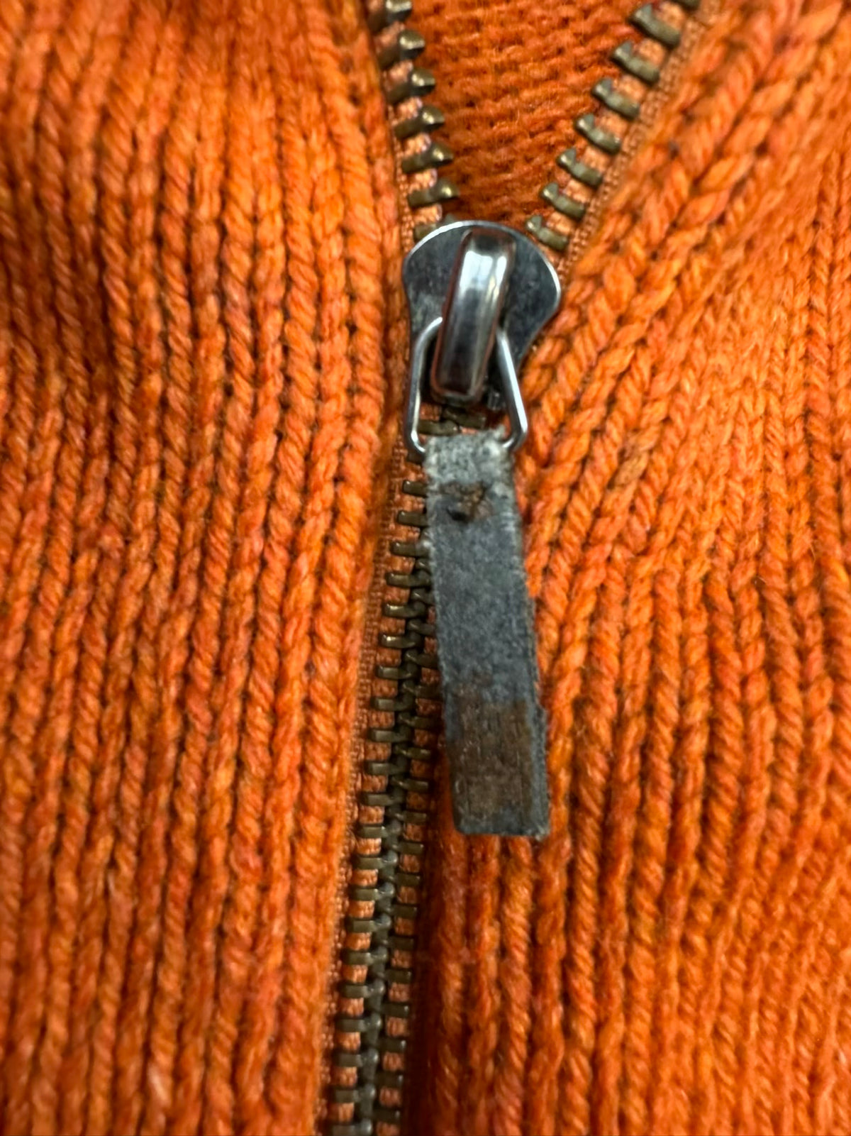 vintage Burberry sweatjacket {L}