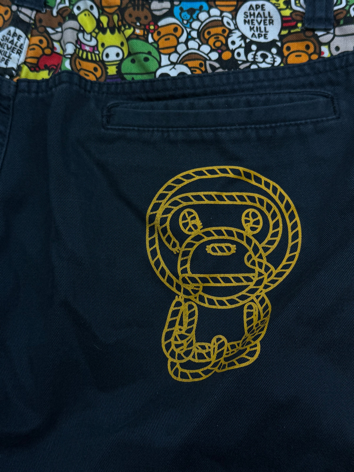 vintage BAPE a bathing ape shorts {S}