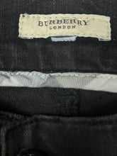 Charger l&#39;image dans la galerie, vintage Burberry jeans {XS}
