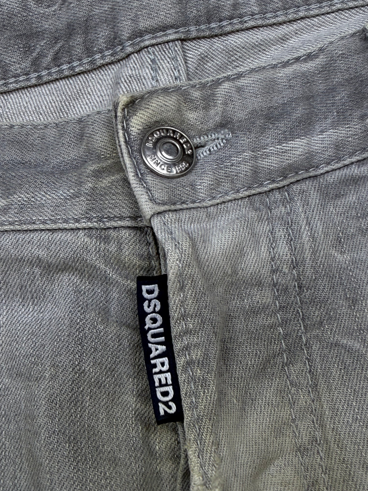 grey DSQUARED2 jeans {M}
