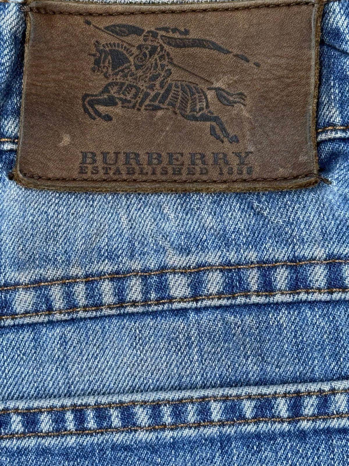 vintage Burberry jeans {XL}