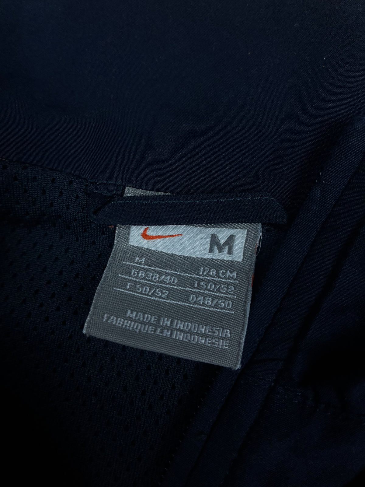 vintage Nike windbreaker {M}