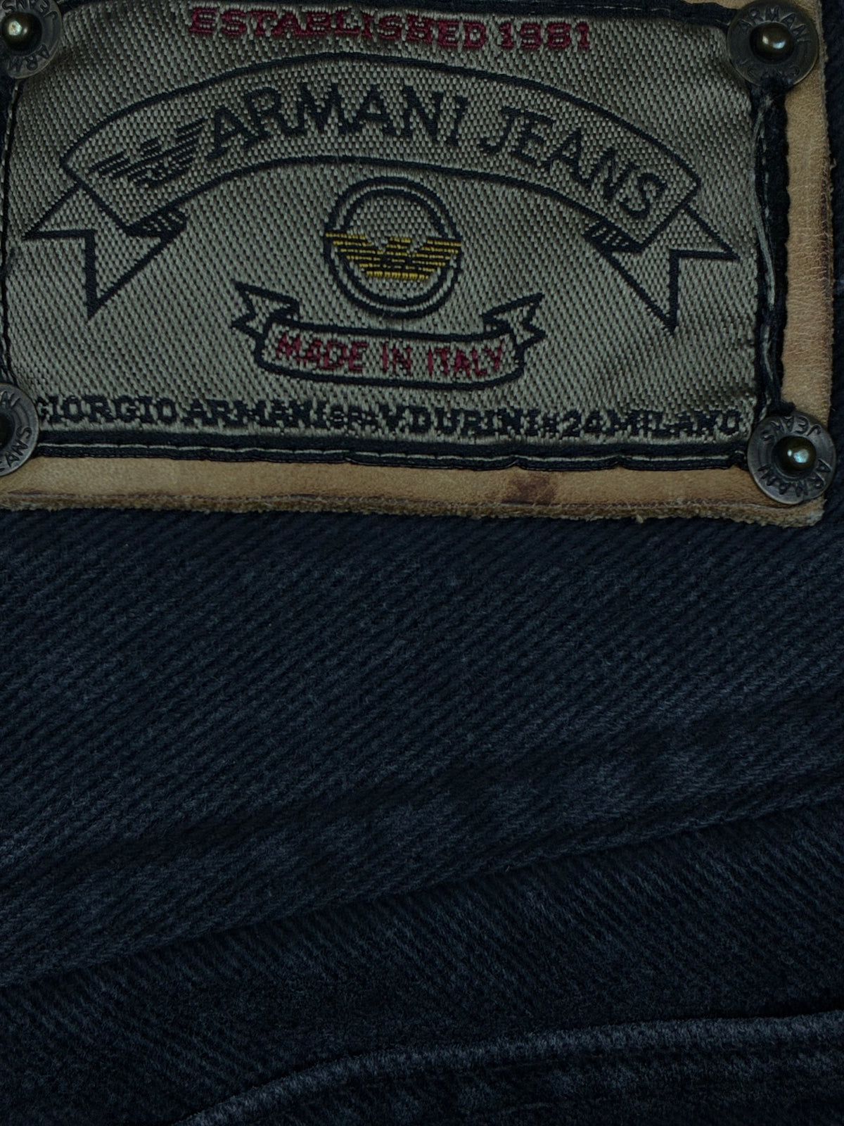 vintage Armani jeans {M}