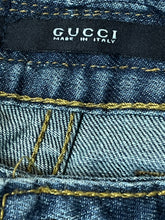 Carica l&#39;immagine nel visualizzatore di Gallery, vintage Gucci jeans {M}
