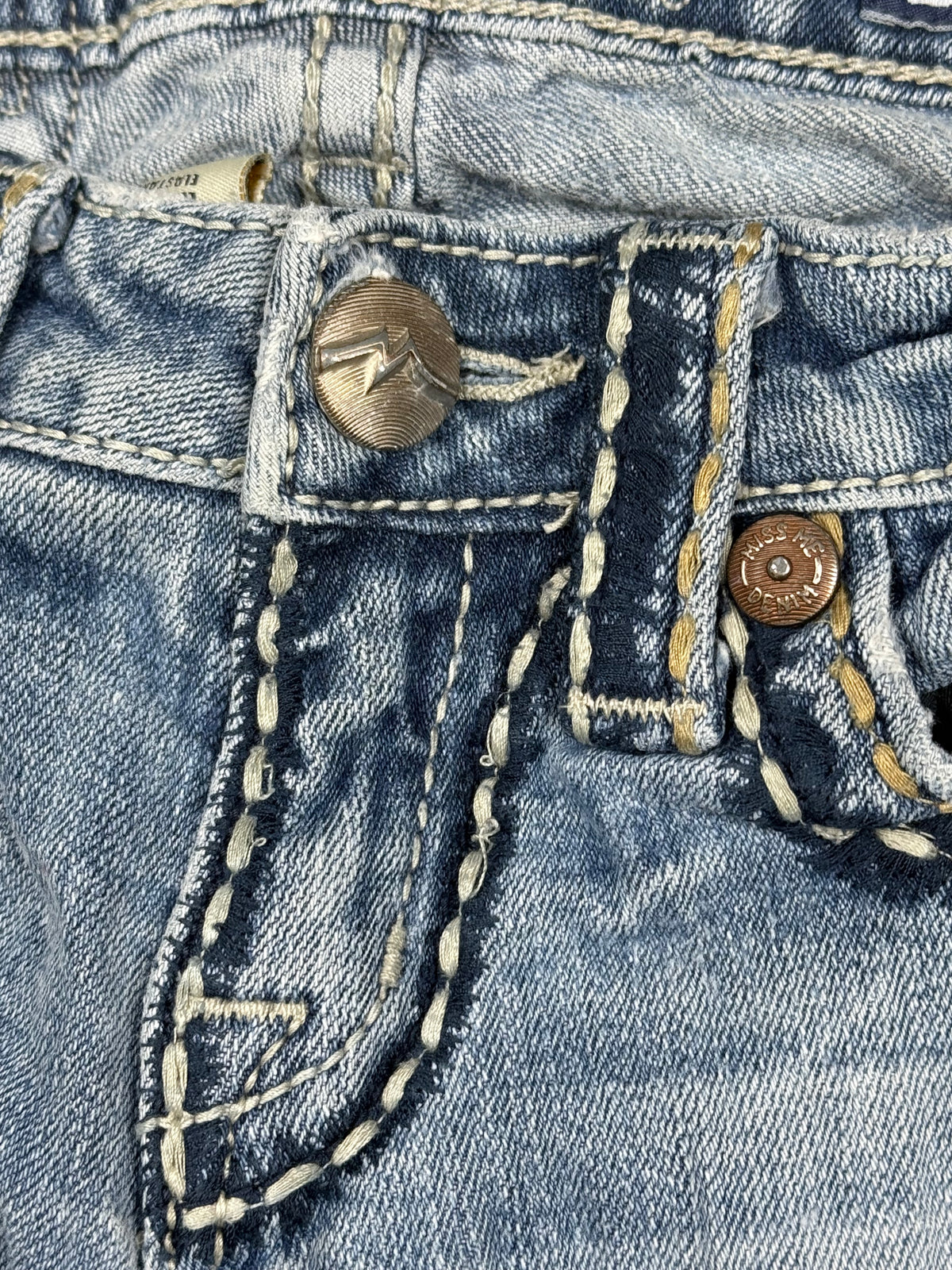 vintage Miss Me jeans {XS}