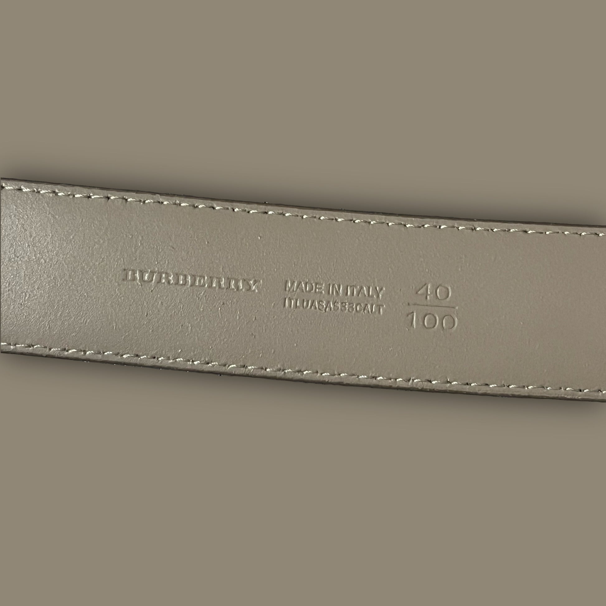 vintage Burberry belt