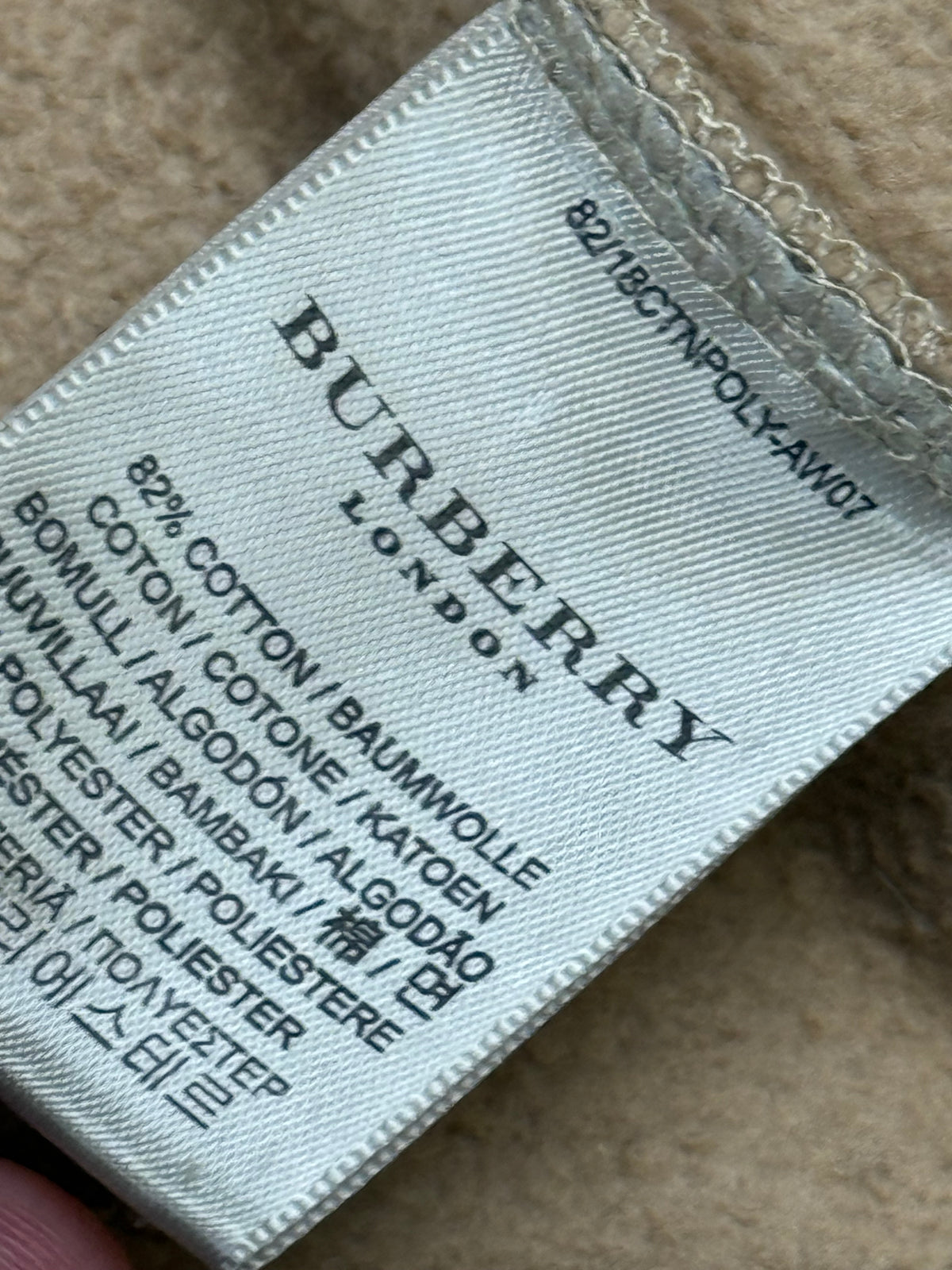 vintage Burberry sweatjacket {M}