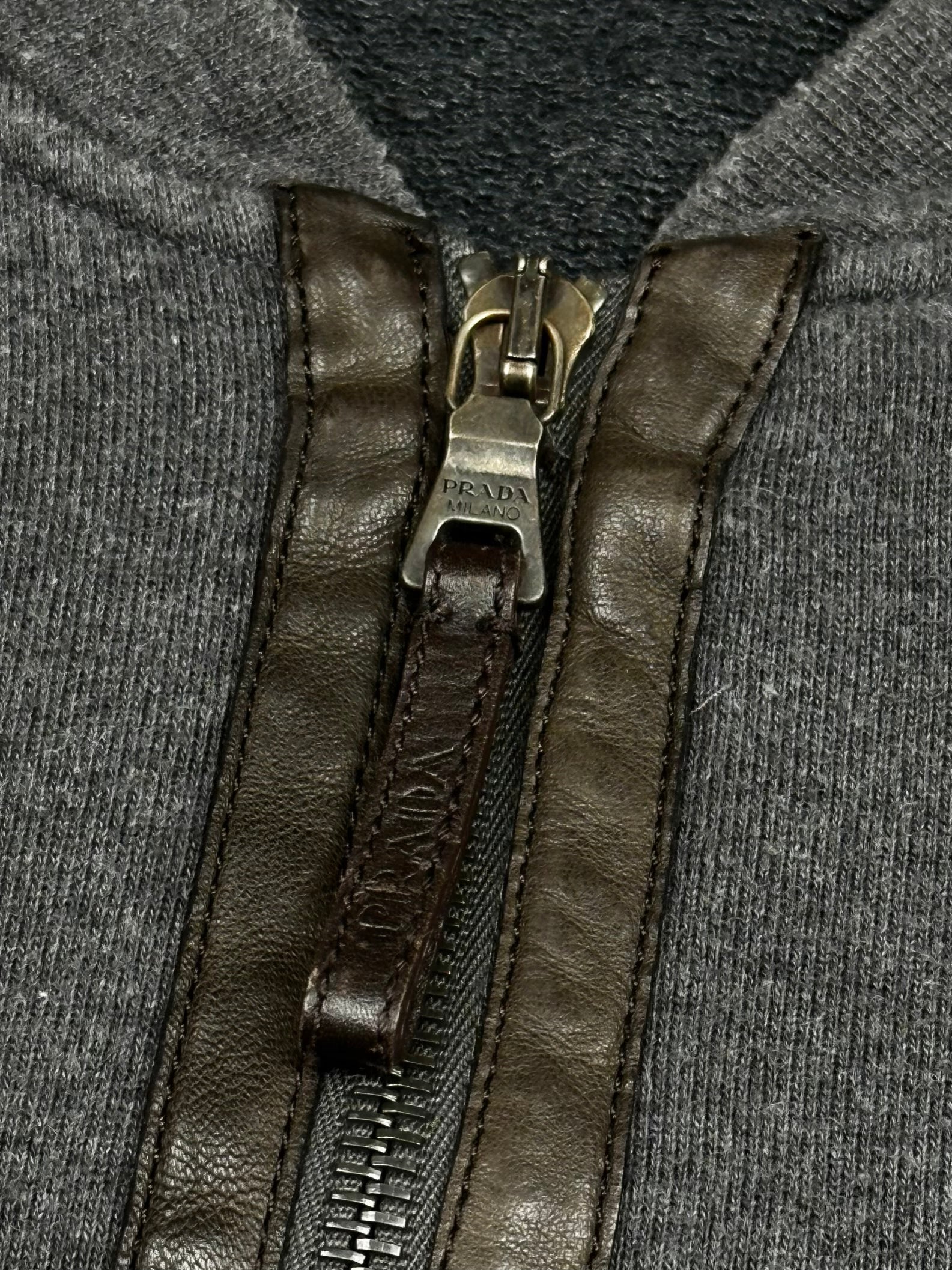 vintage Prada sweatjacket {M}