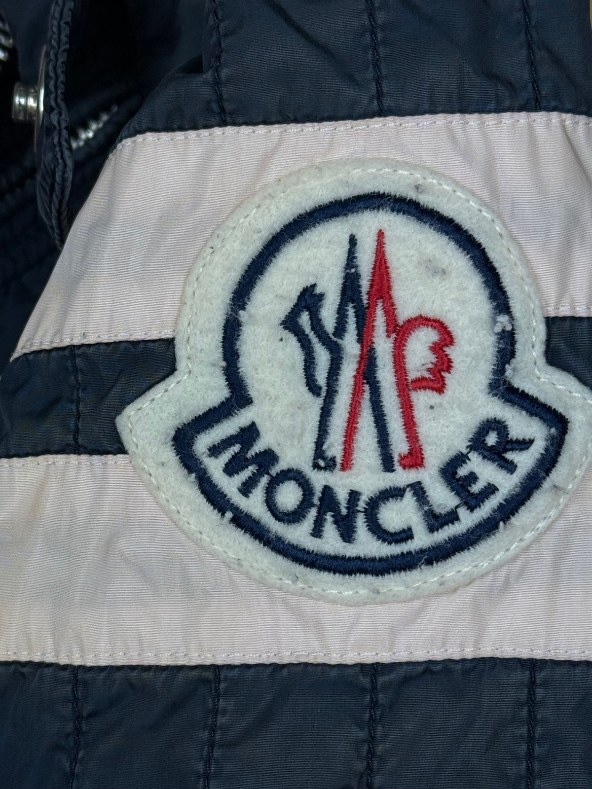 vintage Moncler windbreaker {M}